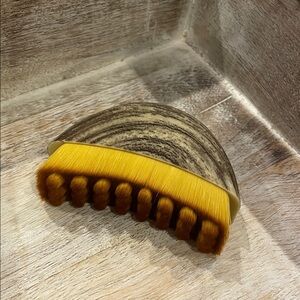 Lymphatic Drainage Face & Body Brush